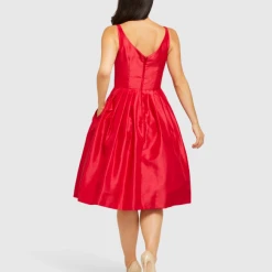 Retrospecd Elizabeth Red -Fable England shop ElizabethRD3